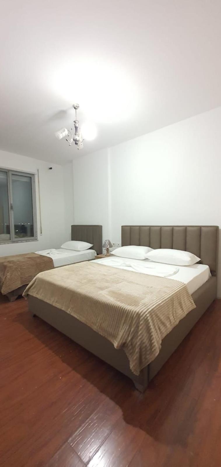 City Center Apartment Shkoder Exterior photo
